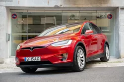 Tesla Model X 100D