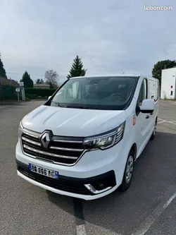 Renault Trafic COMBI 9 places L1 2.0 EDC dCi 150ch TRUCK RED Edition