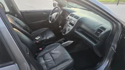 Honda Civic 5Dr)