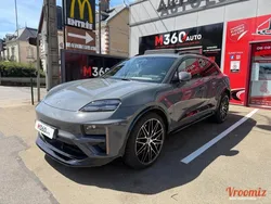 Porsche Macan Turbo 639 CH / Attelage / 1er main / TVA / Toit ouvrant