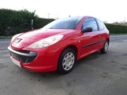 Peugeot 206 + essence 60 cv