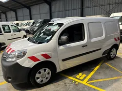 Kangoo maxi grand volume EXTRA R-LINK 1.5 dci 95 ch 67.880 km 11.325 ht (13.590 ttc)