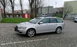 Volvo V50 Mommentt