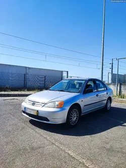 Honda Civic 1.4 de 90cv