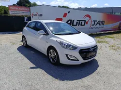 Hyundai i30 II (2) 1.6 CRDi 110cv BlueDrive Trend