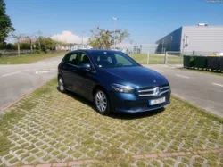Mercedes-Benz B 180 Auto Progressive