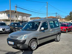PEUGEOT Partner 2.0 HDi 90cv Attelage Moteur robuste