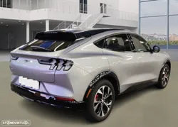 Ford Mustang Mach-E 75.7 kWh Premium AWD