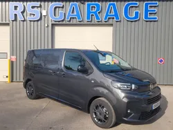 CITROEN JUMPY III Phase 2 FOURGON STANDARD « M » 2.2 Blue HDI 150 EAT8 03 PLACES NEUF avec 2 PORTES LATÉRALES + HABILLAGE BOIS COMPLET + PACKS LOOK – CONNECTIVITÉ – CAMÉRA ( Prix de Vente 29 990 HT )