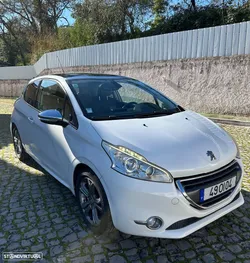 Peugeot 208 1.2 VTi Allure