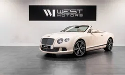 BENTLEY CONTINENTAL GTC W12 575 – FRANÇAISE / Mulliner / Diamond Quilt / Chauffe Nuque / Sièges ventil mass chauff