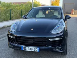 Porsche Cayenne Turbo S 4.8 V8 520 Bi-Turbo AWD BVA (2015, 176800 Km)