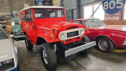TOYOTA FJ 40 3.9L, 1964, Superbe, Dispo