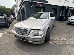 Mercedes-Benz Classe C 250 TD 2.5 TD 150 cv - SUIVI ENTRETIEN COMPLET