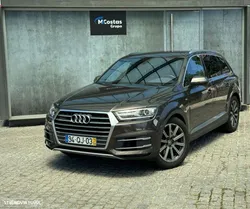 Audi Q7 3.0 TDI quattro S-line Tiptronic 7L