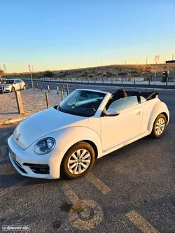 VW New Beetle Cabriolet 1.2 TSI Design DSG