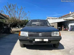 Peugeot 205 kid