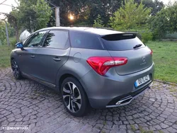 Citroën DS5 2.0 HDi Hy4 So Chic CMP6 88g