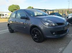 RENAULT CLIO III 1.2 16V 75Cv / 57400 KILOMETRES SEULEMENT