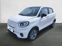 LEAPMOTOR T03 - Design