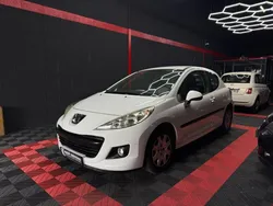 PEUGEOT 207 COMMERCIAL 1.4 HDI 70ch / KIT DISTRIBUTION ET EMBRAYAGE NEUF