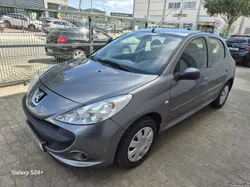 Peugeot 206 1.1 com AC