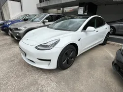 Tesla Model 3 standard range plus