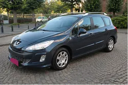 Peugeot 308 SW 1.6 HDI 90 CV – 7 Places – GPS – Attelage - Toit Panoramique