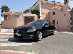 Volvo V60 Momentum