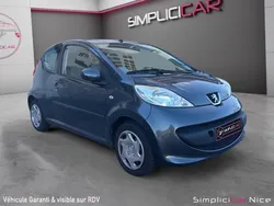 PEUGEOT 107 Boite Auto / Entretien à jour / 1er main