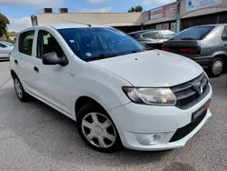 Dacia SANDERO 1.2 16V 75CH essence