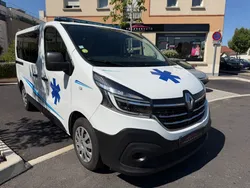 Renault trafic fourgon ambulance gn l1h1 3000 kg blue dci 150 edc grand confort