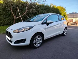 Ford fiesta 1.25 82 Trend. 1er main