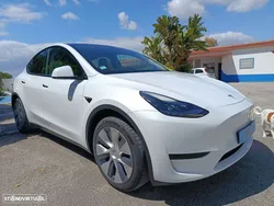 Tesla Model Y RWD