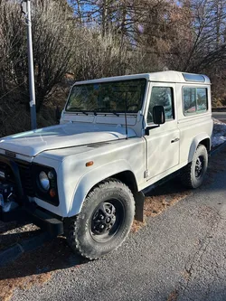 Land Rover defender td5 2004