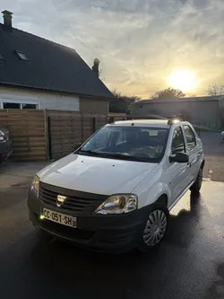 DACIA LOGAN 1.2i 75CH 5P