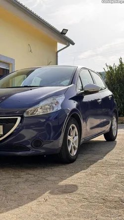 Peugeot 208 5 portas