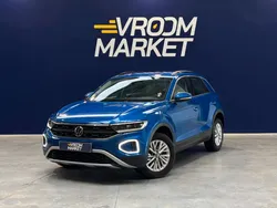VOLKSWAGEN T-Roc Life / 1.0TSI 110 - CarPlay - Full LED - Caméra - Attelage
