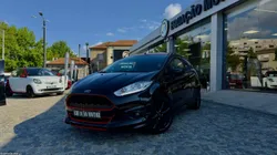 Ford Fiesta 1.0 T EcoBoost STLine Black&RED