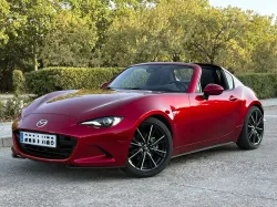 MAZDA MX-5 RF 2.0 Skyactiv-G Exclusive-Line + Driver Assistance