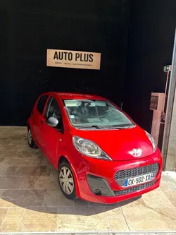 Peugeot 107 blue lion