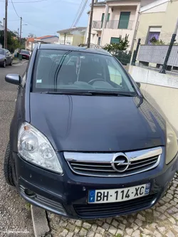 Opel Zafira 1.9 CDTI Edition 111 Anos
