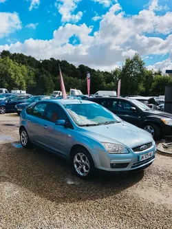 Ford focus 1.6 CDTI 16v 115cv ghia CT Ok 🔥 faible kilométrage🔥 garantie 3mois distribution pompe à eau neuf 0km