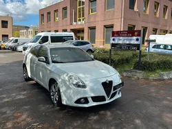 ALFA ROMEO Giulietta 1.6 105 cv Phase 2 Distinctive JTDm DPF 16V S&S / Radar de recul