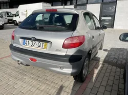 Peugeot 206 1100