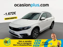 FIAT Tipo 1.5 Hybrid Cross DCT
