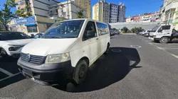 VW Transporter 1.9 TDI , 9 lugares