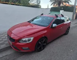 VOLVO V60 D3 R-Design Momentum Aut. 150