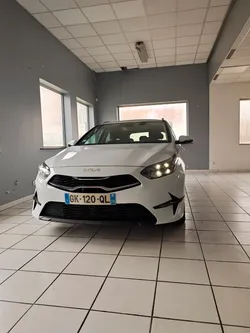 Kia ceed sw 1.6 crdi 136 mhev tva récupérable