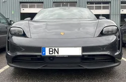 Porsche Taycan Performance Plus - 23